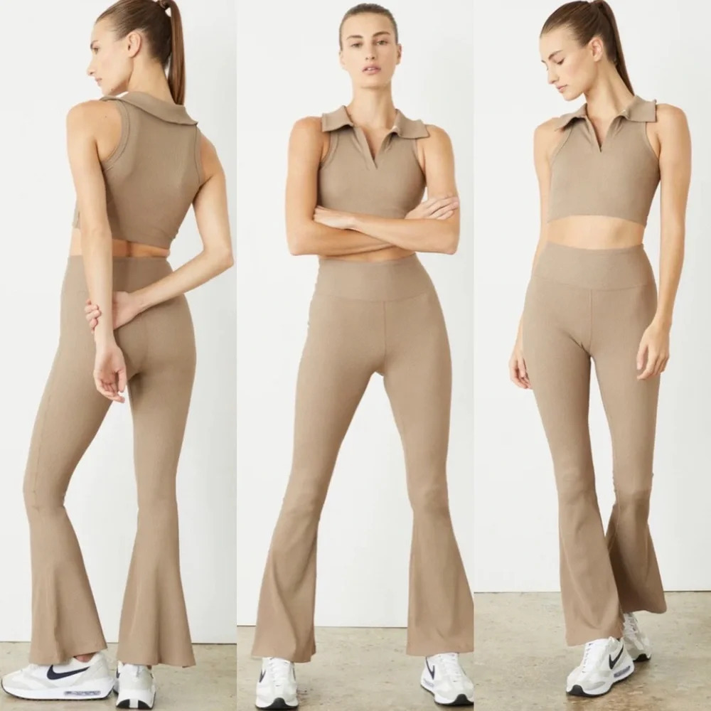 $128 Year of Ours Ribbed Flare Legging in Caribou Beige Size Small